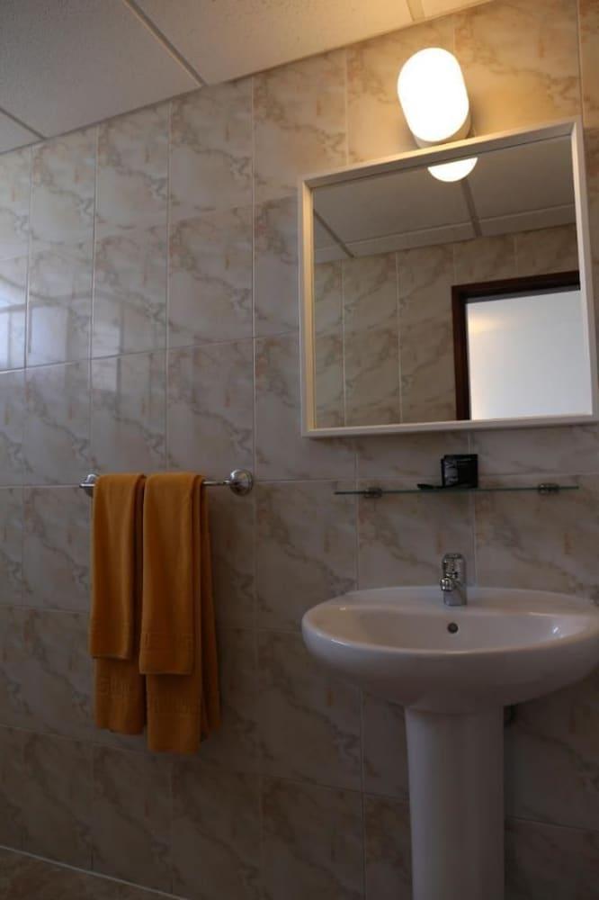 Hostal Residencia Cardona Arrecife  Extérieur photo