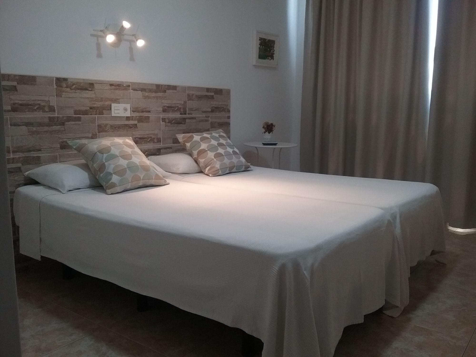 Hostal Residencia Cardona Arrecife  Extérieur photo