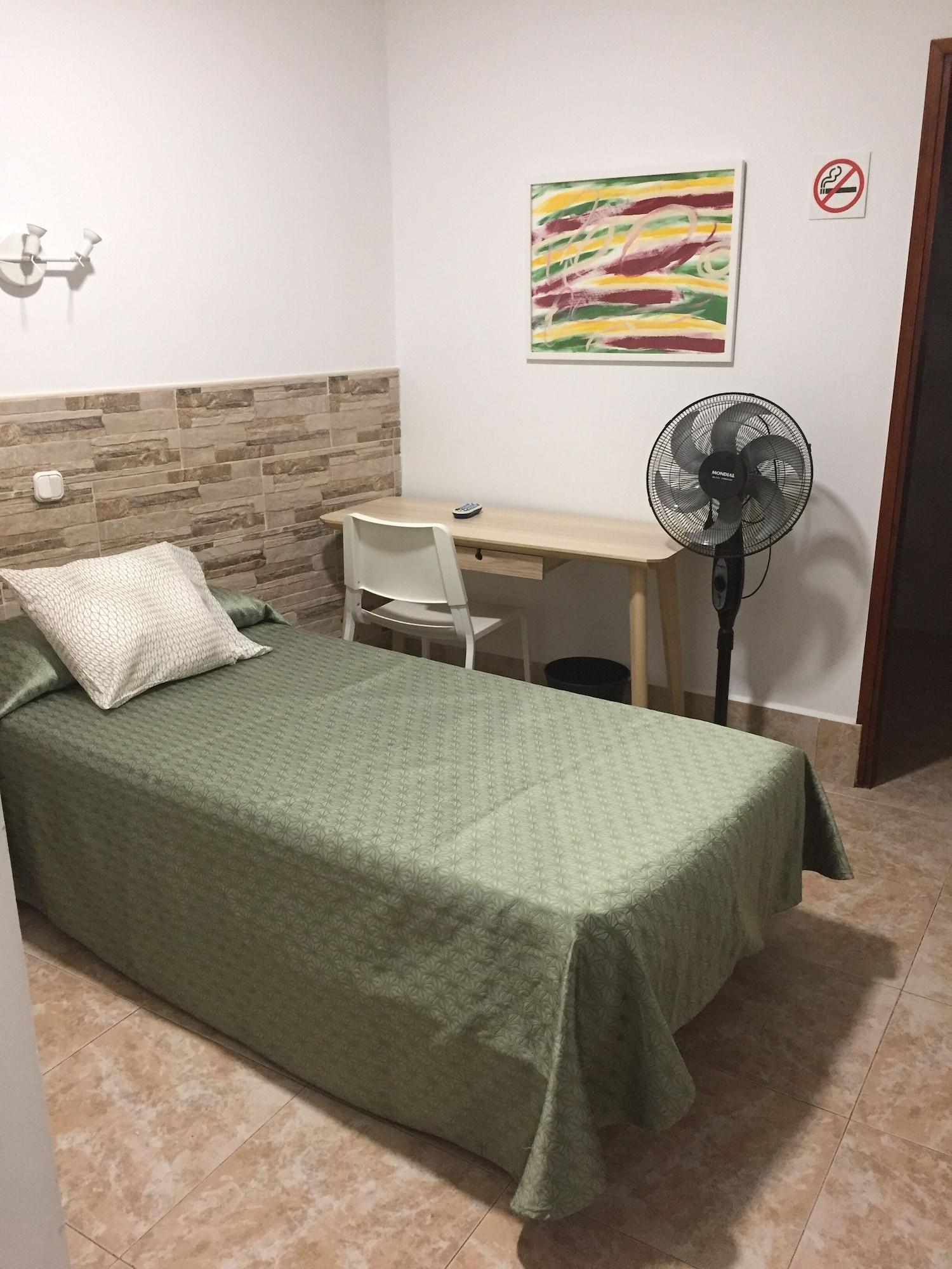 Hostal Residencia Cardona Arrecife  Extérieur photo