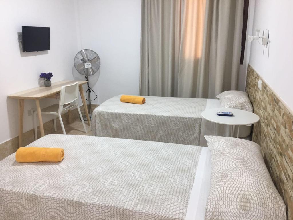 Hostal Residencia Cardona Arrecife  Extérieur photo