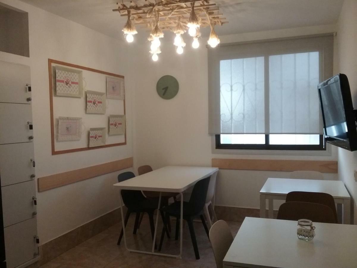 Hostal Residencia Cardona Arrecife  Extérieur photo